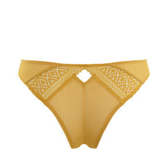 Cleo | Atlanta Brazilian | Maple