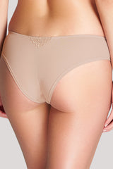 Cleo | Asher Brazilian | Latte