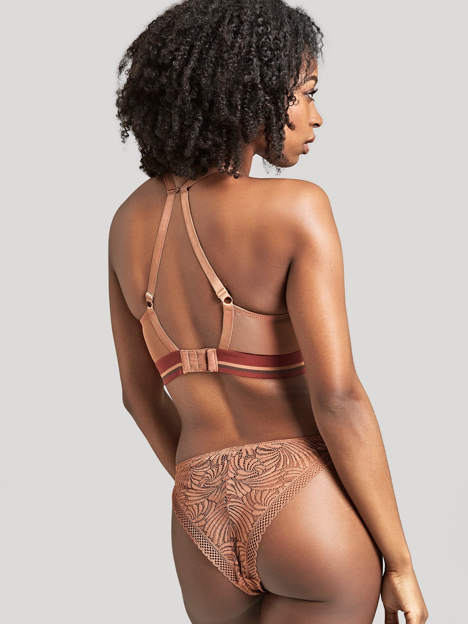 Cleo | Lyzy Vibe Bralette | Caramel
