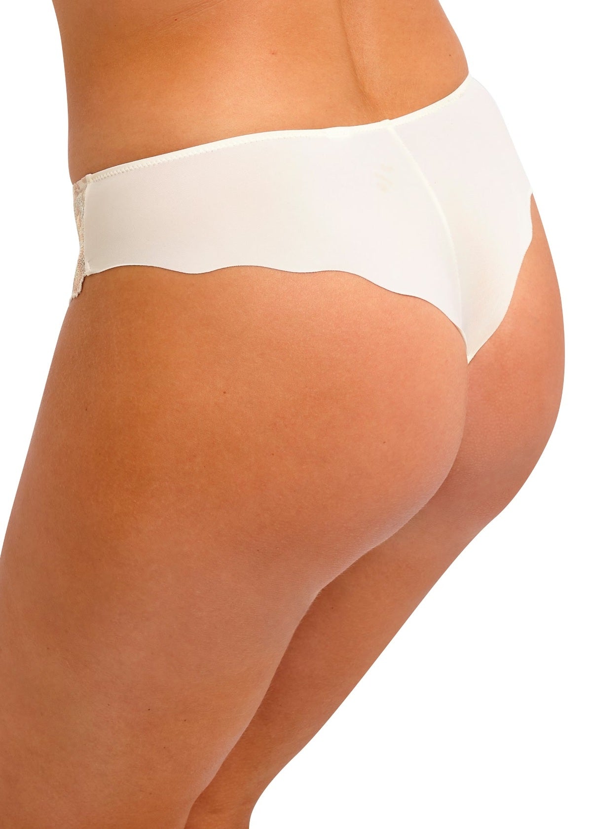 Fantasie | Magdalena Thong | Ivory