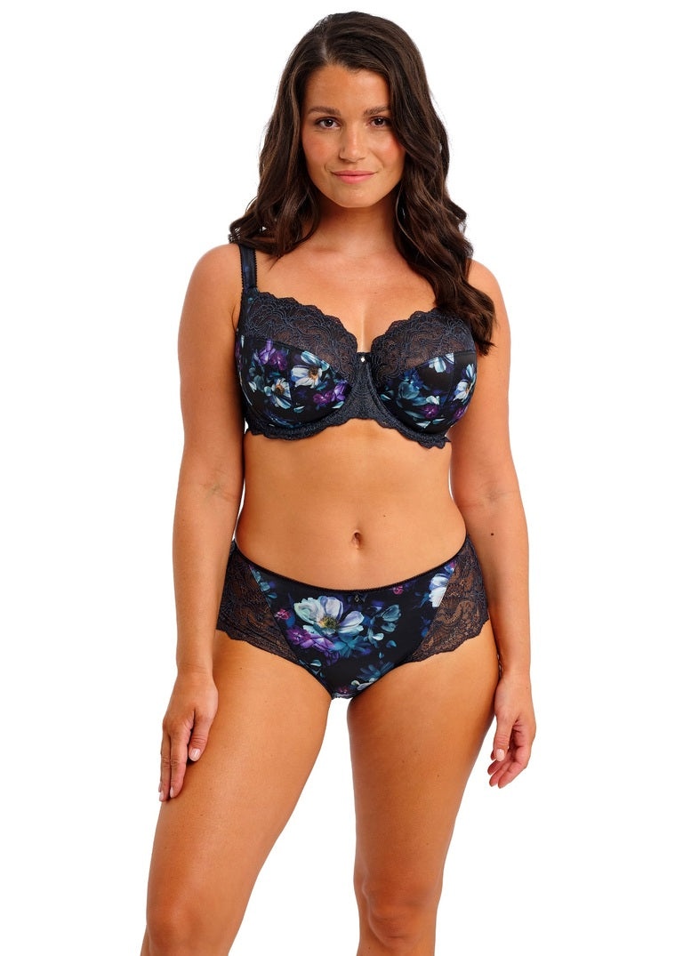 Fantasie | Lucia Short | Midnight