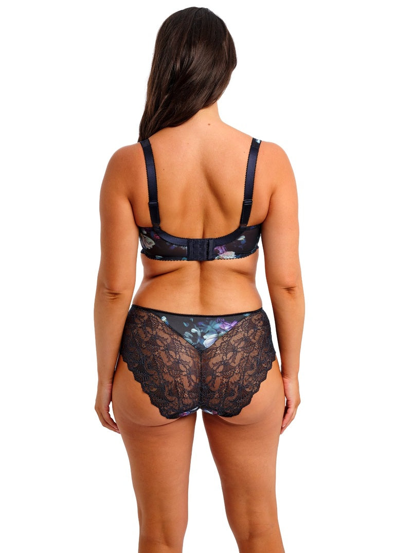 Fantasie | Lucia Short | Midnight