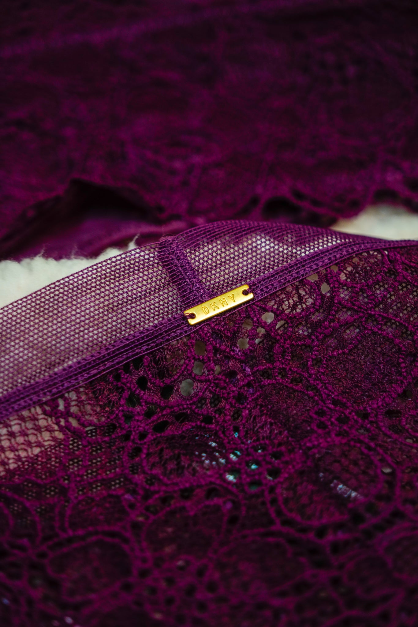 DKNY | Superior Brazilian | Grape Wine
