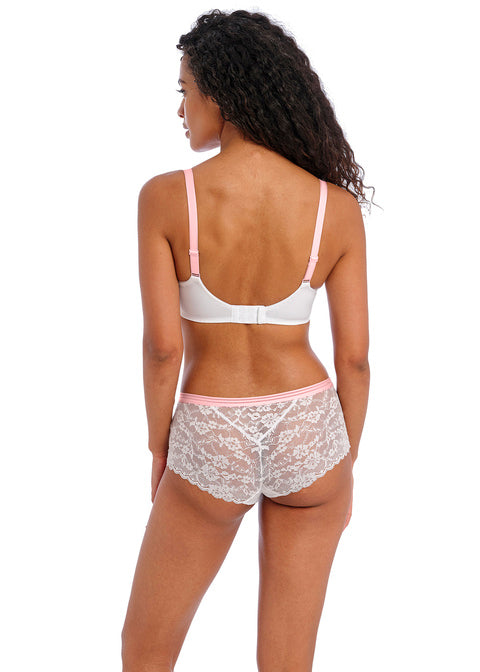 Freya | Offbeat Short | White