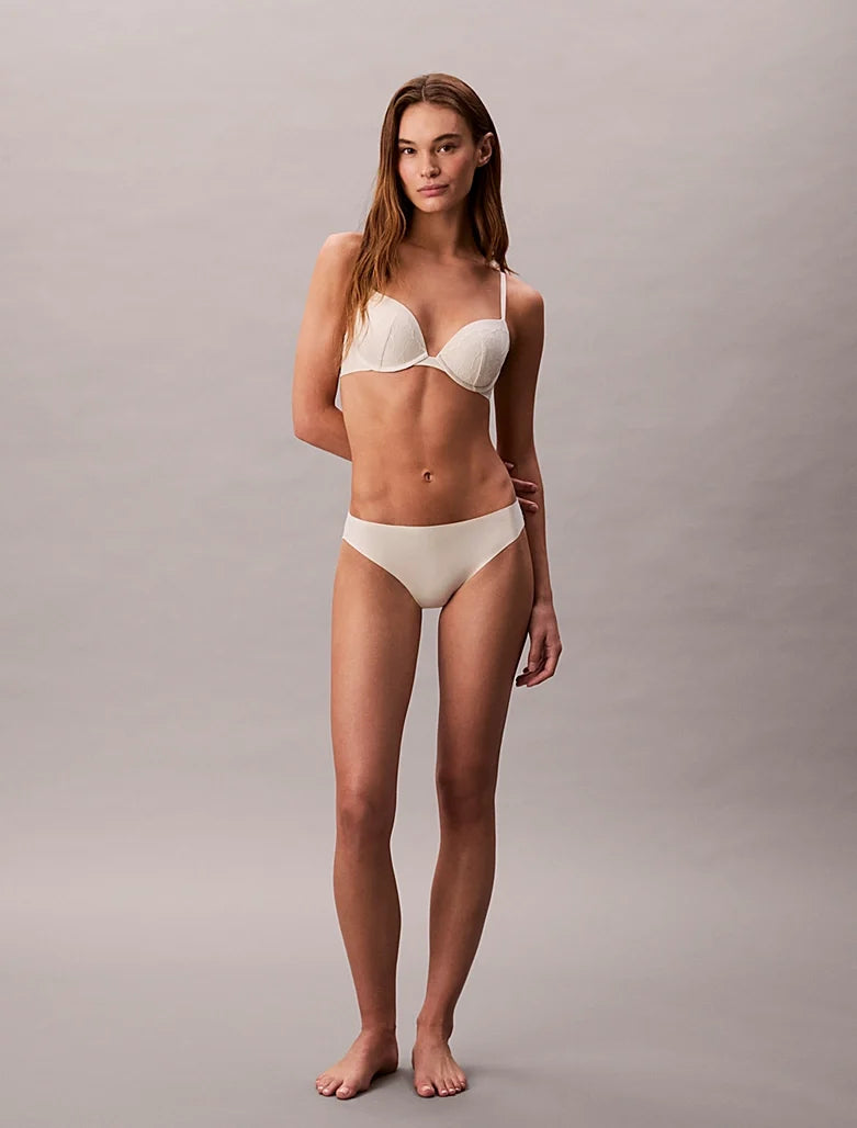 Calvin Klein | Perfectly Fit Lace Push Up Plunge Bra | Bone White
