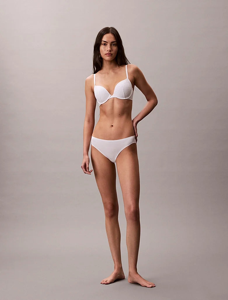 Calvin Klein | Perfectly Fit Lace Push Up Plunge Bra | White